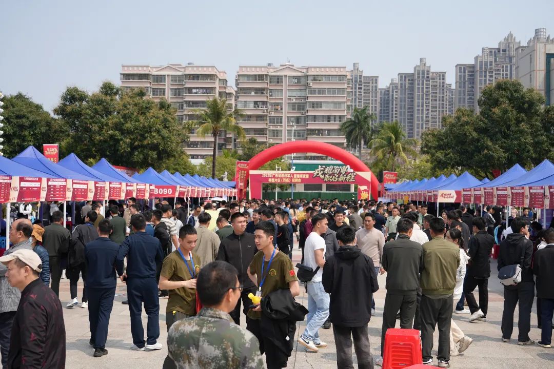 百万英才汇南粤｜我市组织企业赴茂名参加专场招聘会