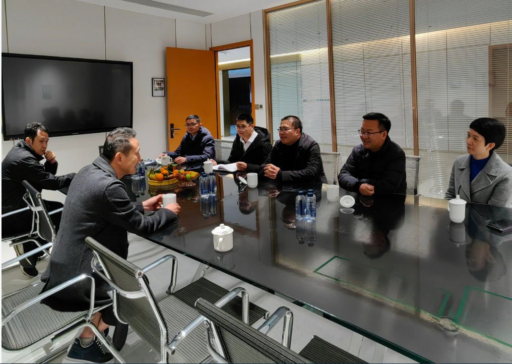 走实“四个万家” 问需创新一线     ——市科技局到云浮新区调研企业科技创新工作.doc_3