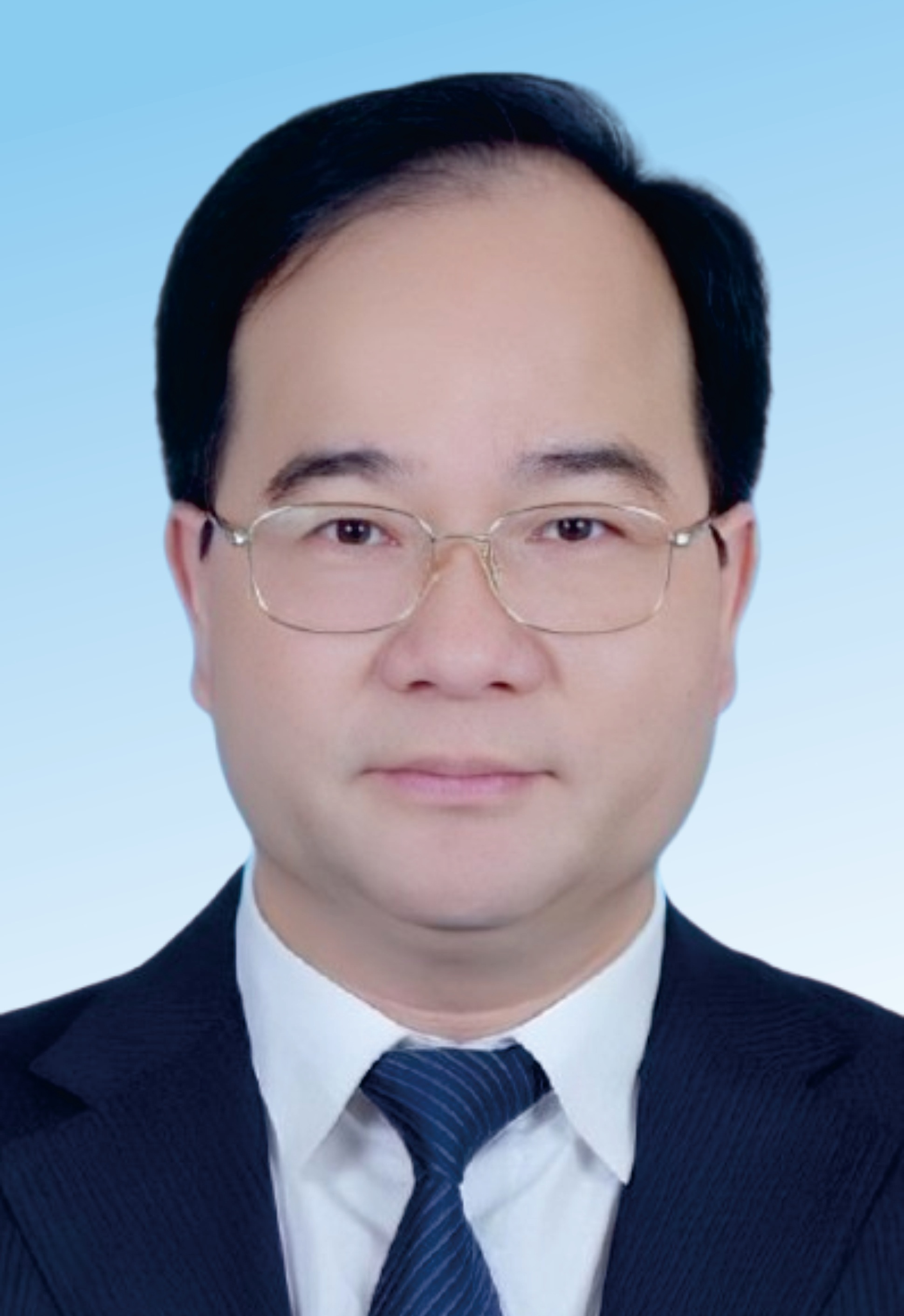吴哲.jpg